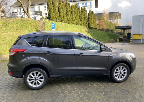 Ford Kuga cena 55000 przebieg: 118724, rok produkcji 2015 z Szczecin małe 667